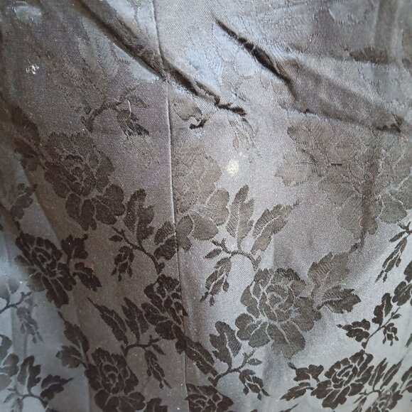 27" Vintage 1950's Womens Skirt BLACK SATIN MUTED ROSE PRINT HANDMADE - Picture 4 of 6